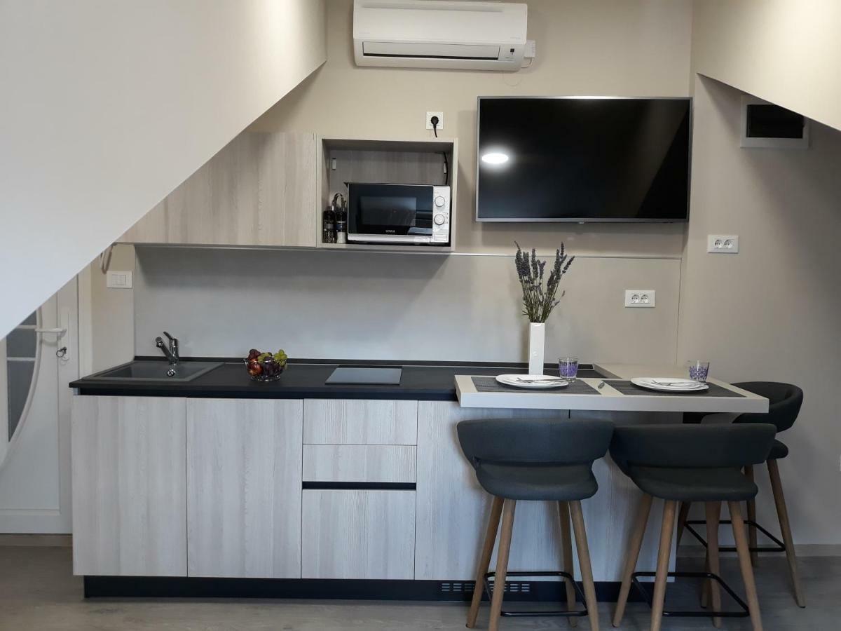 Center Apartment Dalu พูลา ภายนอก รูปภาพ